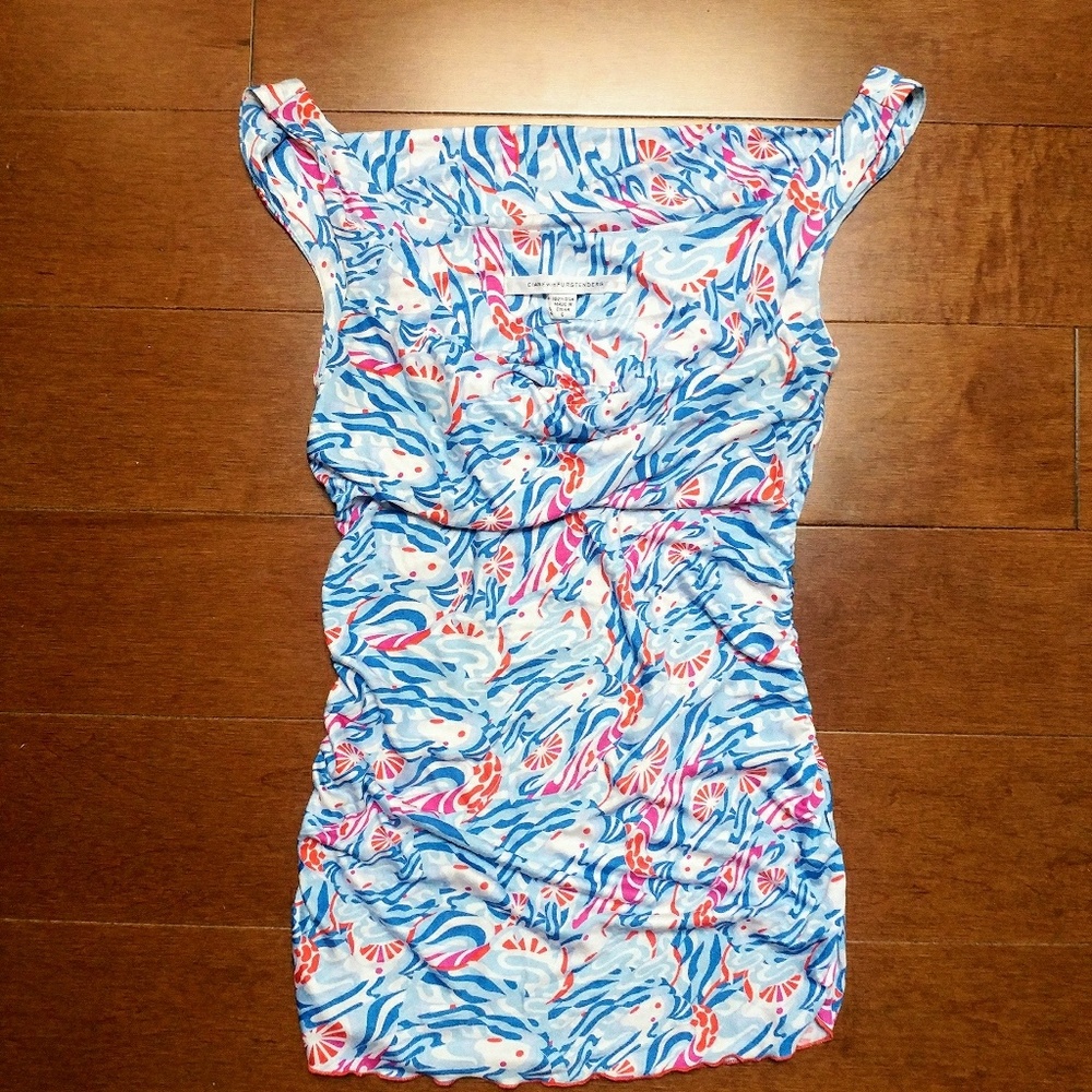 Diane Von Furstenberg Top small EUC - Picture 3 of 7